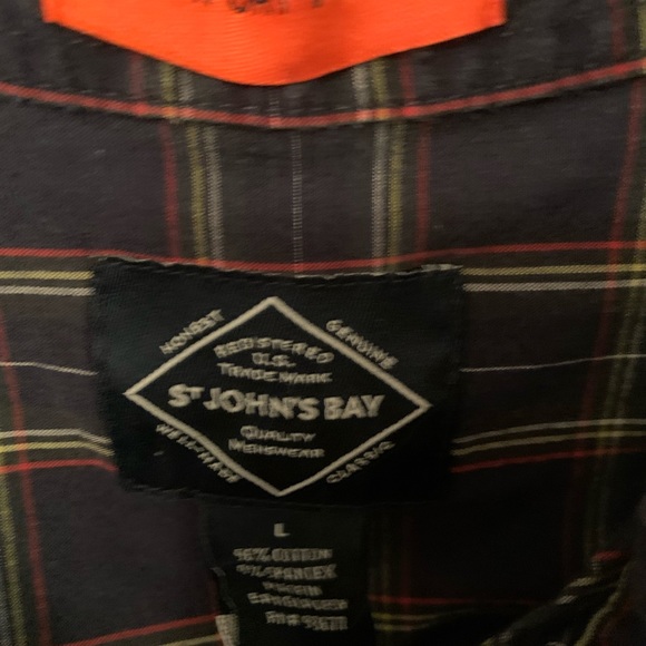 Button up top - Picture 3 of 3